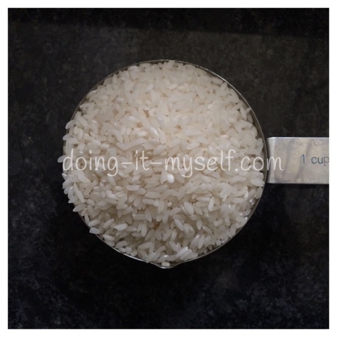 raw rice raw -rice-makolam-muggu-rangoli